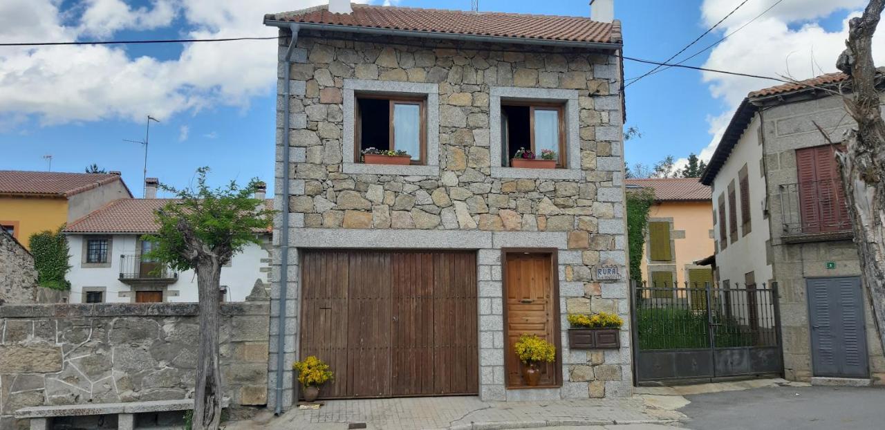 ナバレドンダ・デ・グレドス Casa Rural El Casillo Del Abuelo Goyoゲストハウス エクステリア 写真